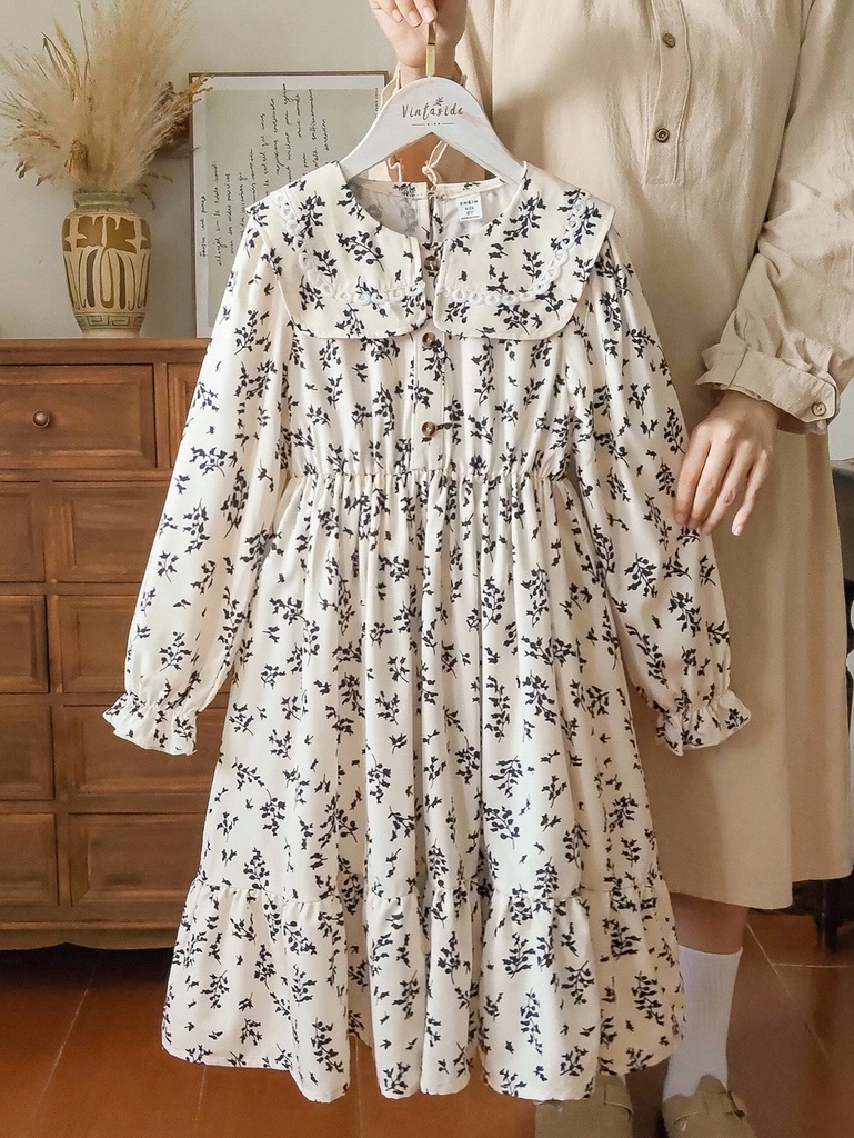 Ditsy Floral Lapel Dress