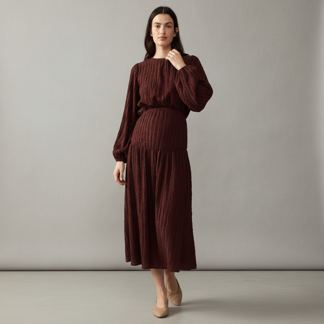 MAMA Balloon-Sleeved Top